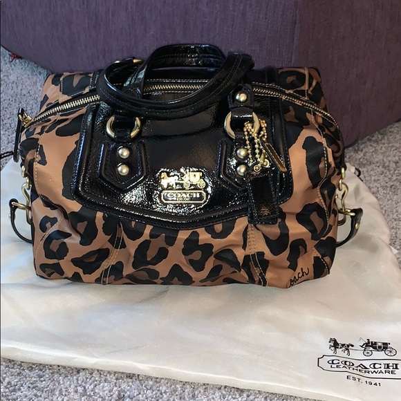 Coach Handbags - EUC Coach Satin & Patent leather Satchel/Crossbody